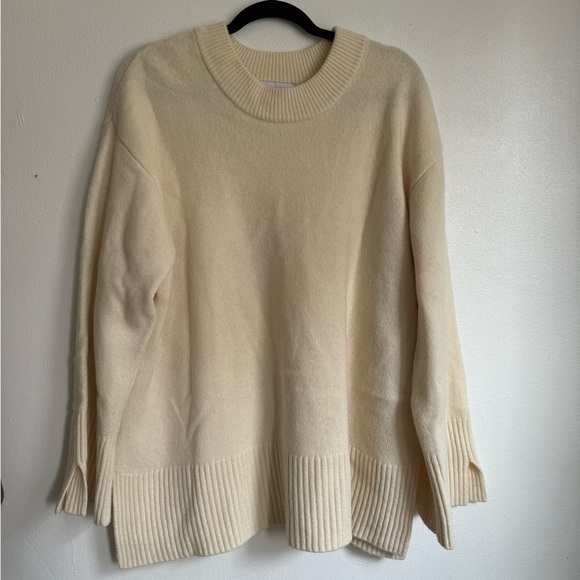 Zara cream 100% wool sweater. Worn once. - Picture 1 of 5